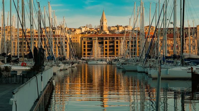 restaurant de groupe pour célébrer vos événements professionnels  Marseille Vieux Port